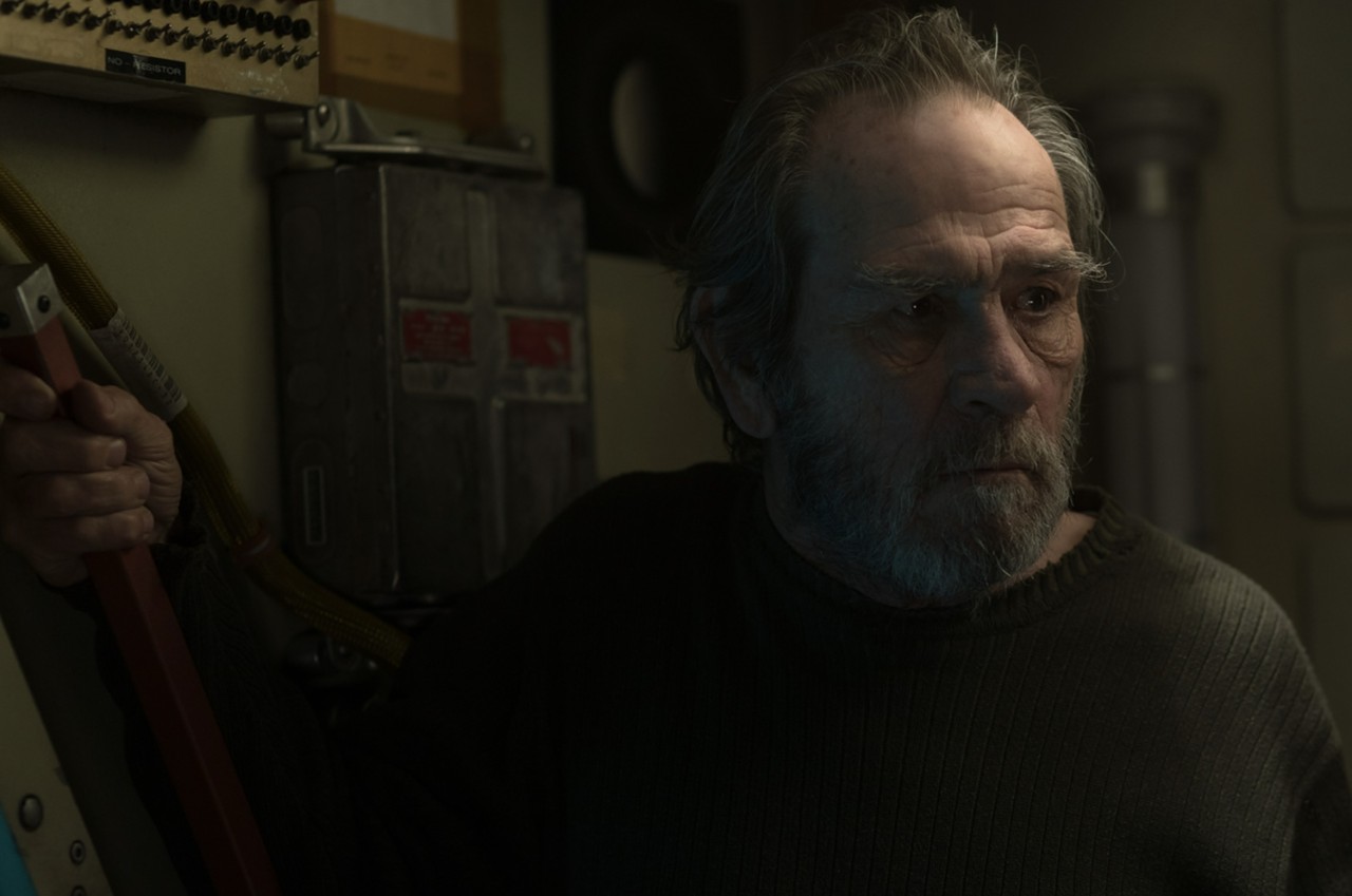 He may be a good actor, but Tommy Lee Jones is kind of an asshole.
Photo via HBO Max