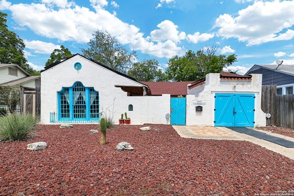 A cute San Antonio hacienda for sale looks like Frida Kahlo could have lived there