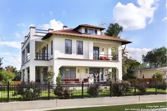 A restored San Antonio home from 1911 comes with three balconies — and plenty of downtown views