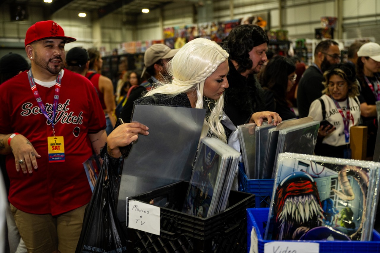 All the best cosplay and cars from San Antonio's Superhero Comic Con