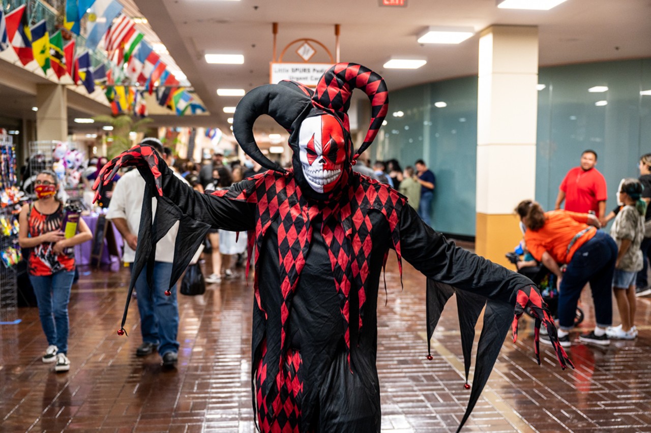 All the creepy cosplay we saw at Monster Con in San Antonio this weekend