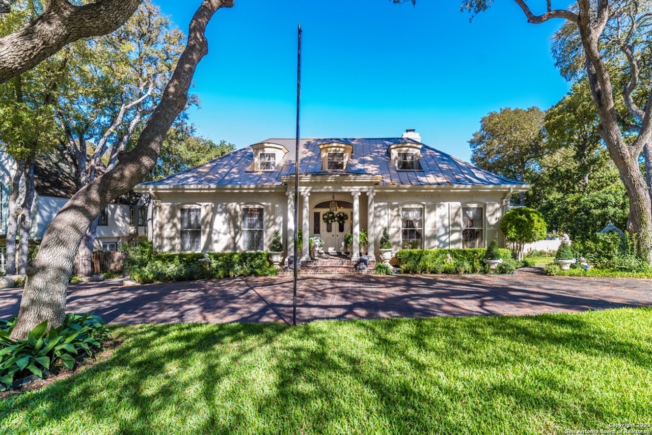 An elegant San Antonio mansion built by construction giant H.B. Zachry is for sale