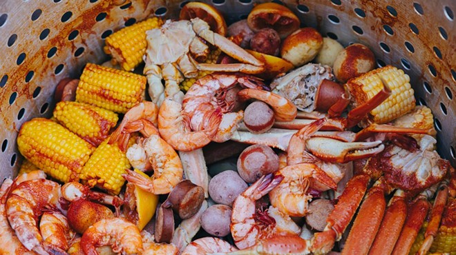 Arizona-based Hooked Boil House serves up a variety of seafood boil options.