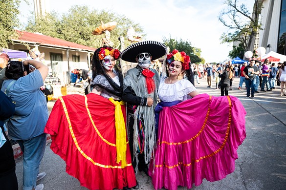 Everything we saw as people celebrated Día de los Muertos at San Antonio's Hemisfair