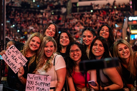 Everything we saw as the Jonas Brothers thrilled San Antonio fans