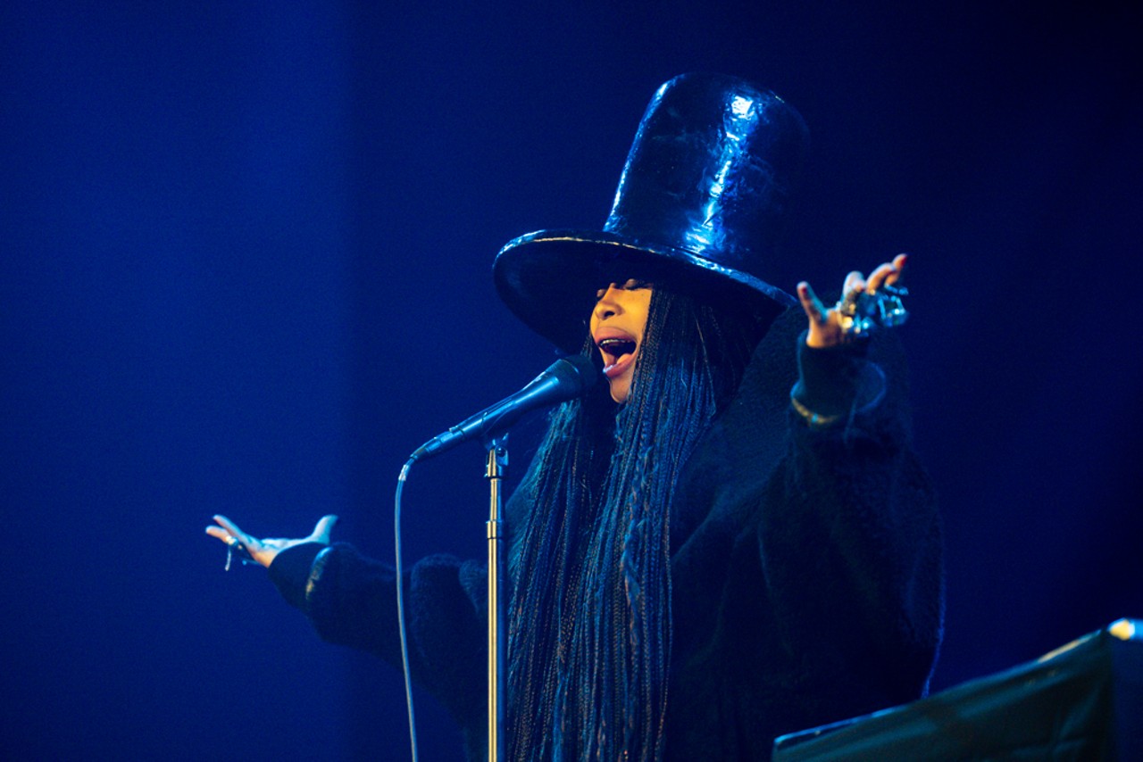 Everything we saw at Erykah Badu's soulful show at San Antonio's AT&T Center