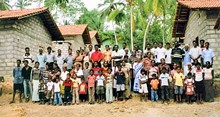 feat-srilanka-village_420jpg