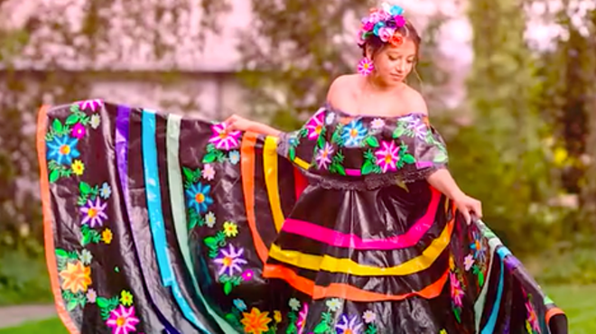 Fiesta San Antonio-worthy duct tape dress wins Stuck at Prom Scholarship Contest