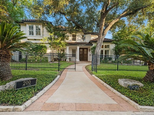 Former San Antonio Spur Doug McDermott's house is now for sale