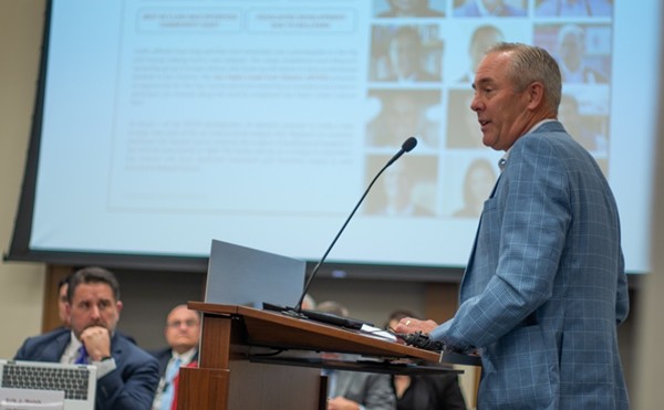 Reid Ryan of the San Antonio Missions' board of directors addresses City Council.