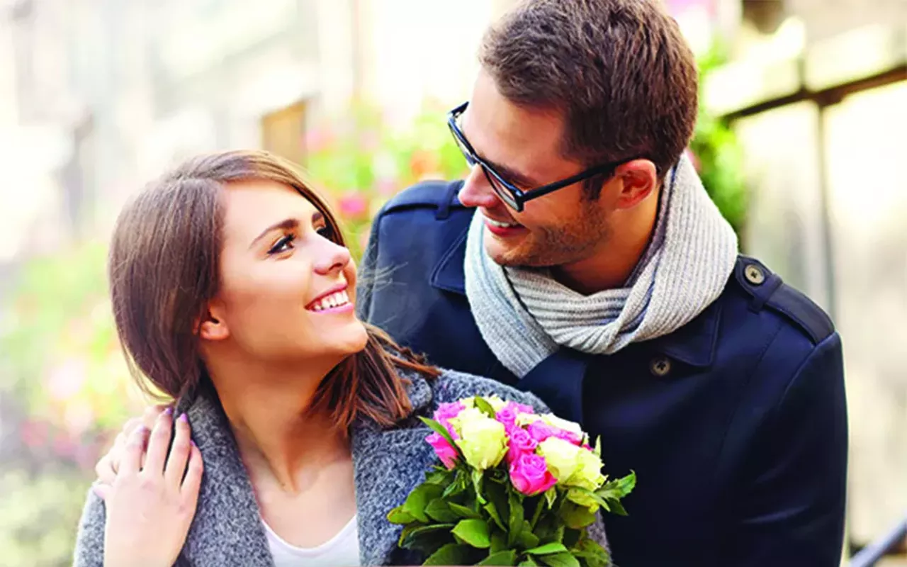 Image: Free Valentine's Flowers + Digital Photo