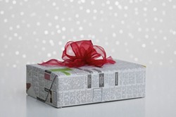 newspaper-gift-wrapjpg