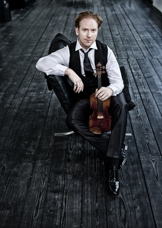 Guest violinist Daniel Hope - VIA SASYMPHONY.ORG