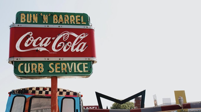 Longtime San Antonio burger spot Bun ’N’ Barrel has closed its doors, though it’s unclear for how long.