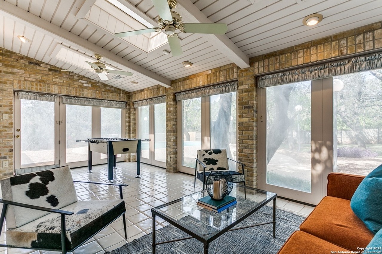 Mid-Century Modern home for sale in San Antonio was designed by Tower of the Americas architect