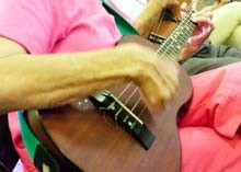 arts-ukulele-7701_220jpg