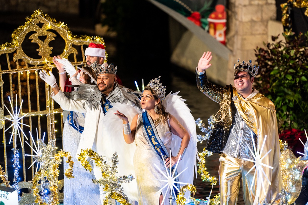 Everything we saw as San Antonio's 41th Annual Ford Holiday River Parade lit up the River Walk