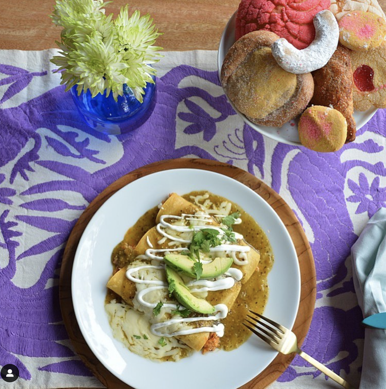 Mi Tierra Enchiladas Verdes
Chef Cariño Cortez of San Antonio's famous Mi Tierra Café shares her family's authentic Enchiladas Verdes recipe.
Find the recipe here.
Photo via Instagram /  purepalated