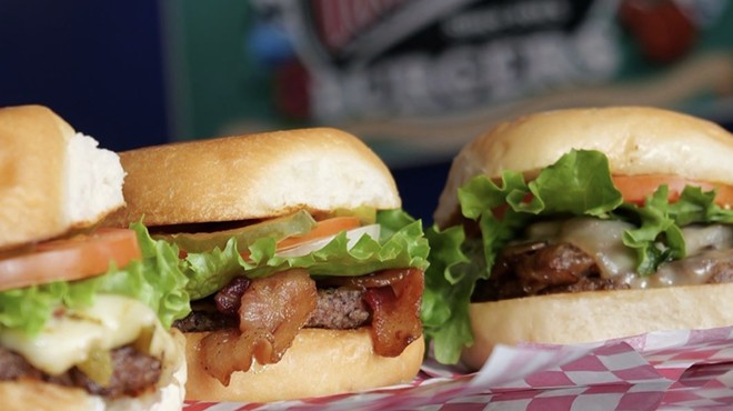 The Good News Burgers has closed two of its four San Antonio locations.