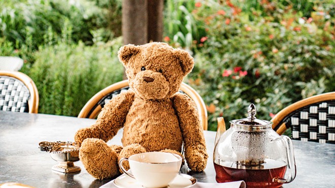 La Cantera-area eatery Signature Restaurant is set to hold a charity Teddy Bear Brunch to benefit the Children’s Bereavement Center Nov. 13.
