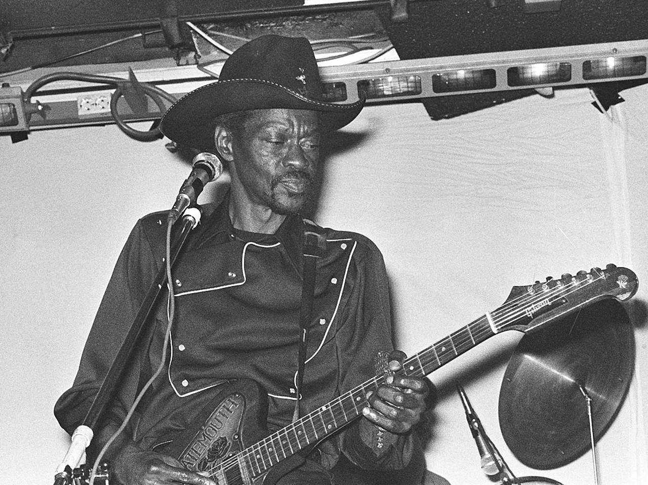Clarence "Gatemouth" Brown
Legendary blues guitar slinger Clarence “Gatemouth” Brown started his musical career after the end of World War II playing drums in San Antonio. His musical travels eventually took him to Tennessee, Louisiana and on numerous European tours.