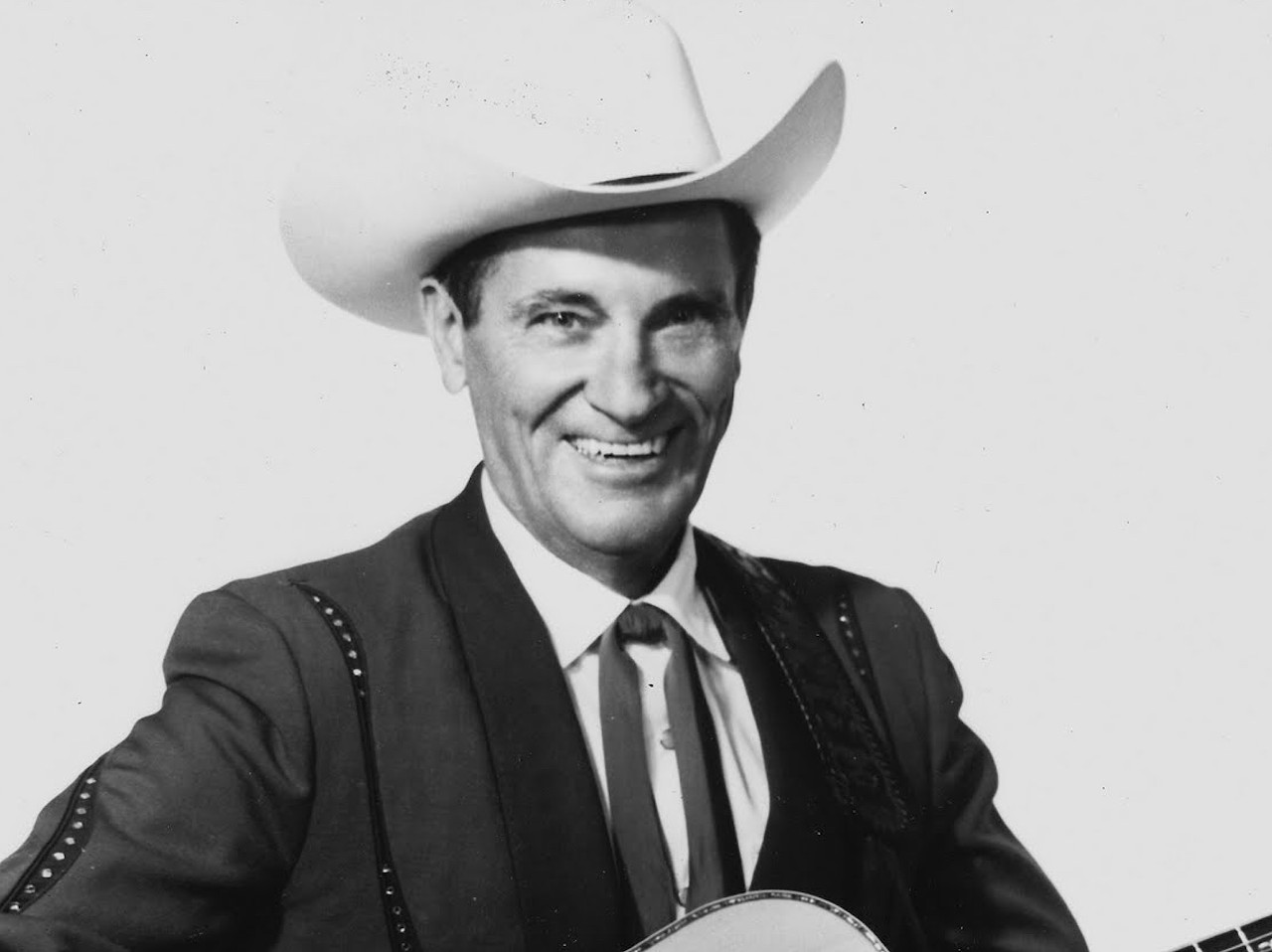Ernest Tubb
Country music pioneer Ernest Tubb, known as the “Texas Troubadour,” took a job as a singer for San Antonio radio station KONO-AM in the 1930s. He later relocated to Nashville and became one of the fixtures on the Grand Ole Opry.