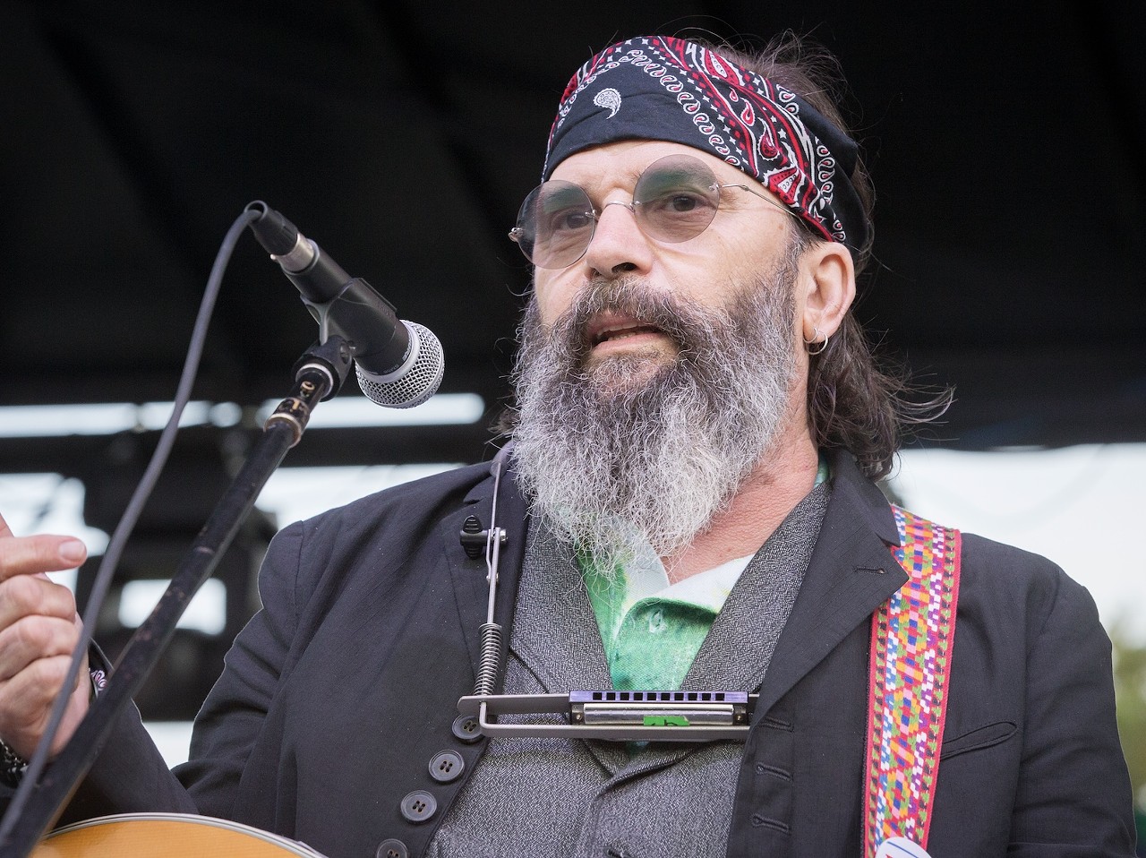 Steve Earle
Influential Americana singer-songwriter Steve Earle’s family moved to San Antonio when he was a young child. He dropped out of high school to pursue the musical life. By 1974, he’d split for Nashville.