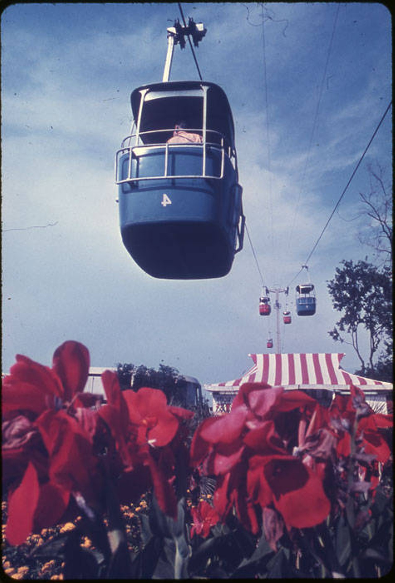 Skyride at HemisFair'68. Ride was one-way south down the longest axis of the HemisFair site from Las Plazas del Mundo to Institute of Texan Cultures