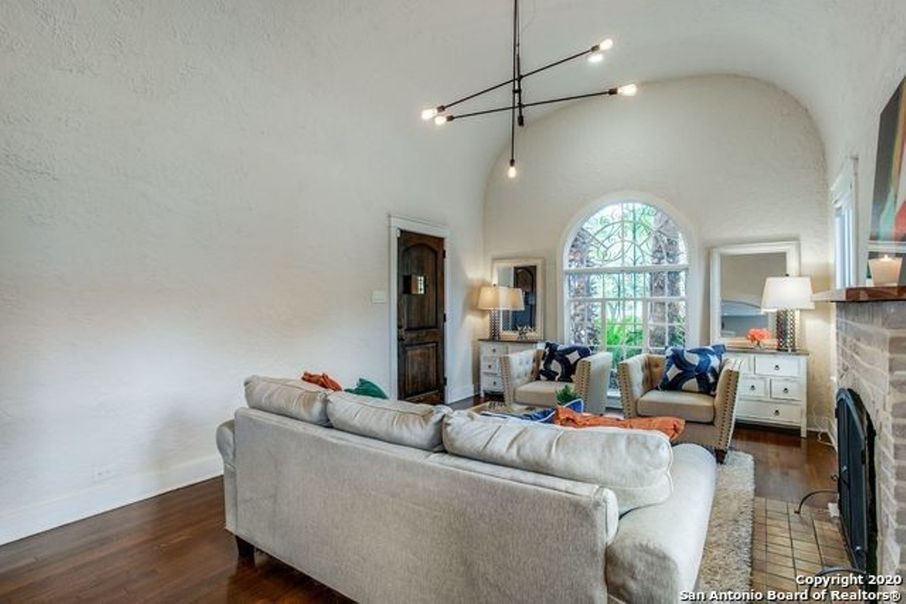 This 100 year-old Spanish-style bungalow in San Antonio is now on the market for $375K