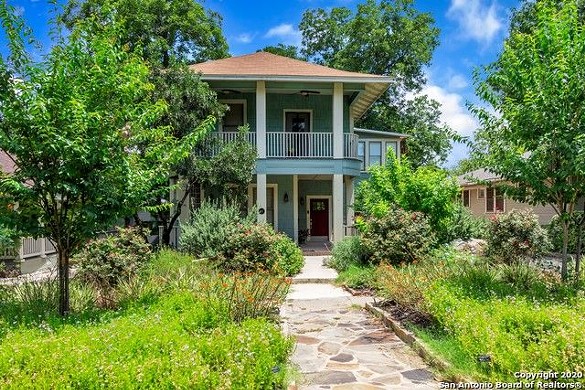 This Historic Home for Sale in San Antonio Has a Butterfly Garden and an Epic Balcony