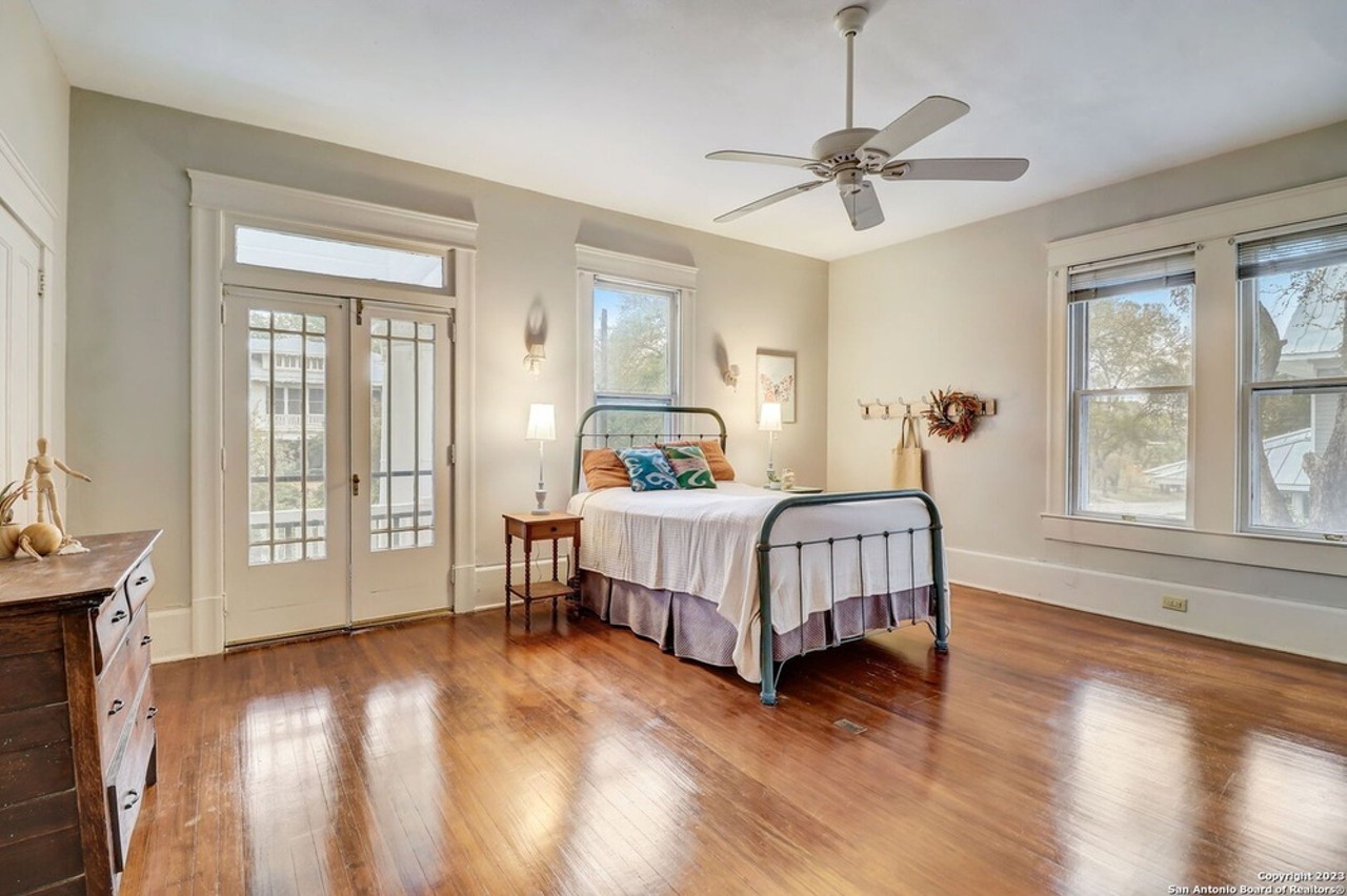 This 1911 San Antonio home has a ballroom and a century-old well in its ...