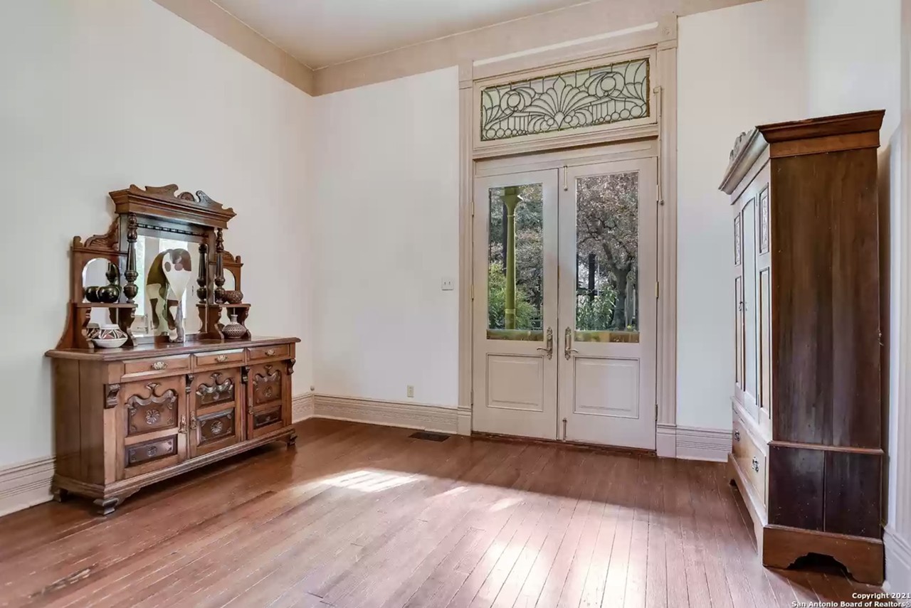This historic San Antonio home is for sale, and it comes with the Yellow Rose Bed and Breakfast