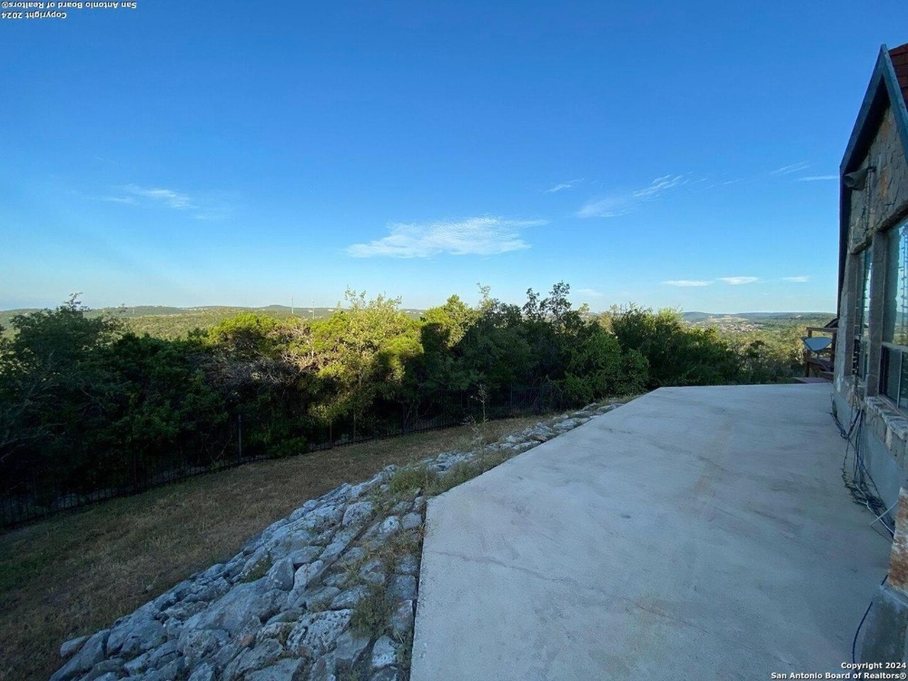 This San Antonio-area dome home, once owned by a Frost Bank heir, is for sale