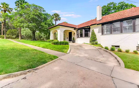 This San Antonio home built by the McNay Art Museum's famed architect is now for sale