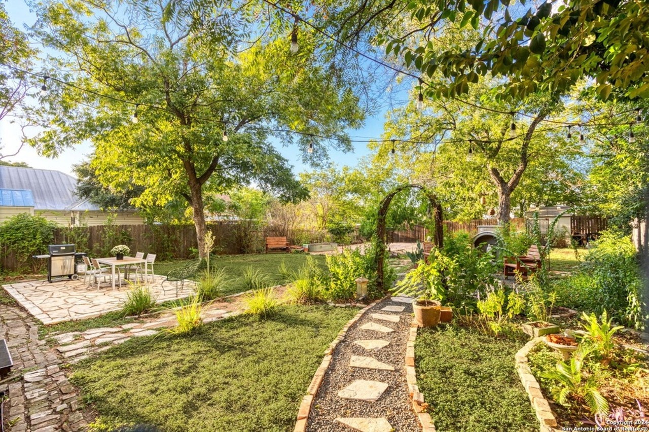 This San Antonio home for sale was once owned by a tobacco heir