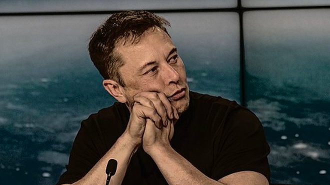 Twitter rains shit on Texas tech bro Elon Musk after he says Ukraine should cede Crimea to Russia