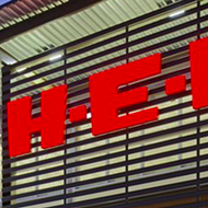 As Infections Rise, Change.Org Petition Demands San Antonio's H-E-B Make Customers Wear Masks