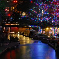 San Antonio River Walk holiday lights to be switched on early again this year