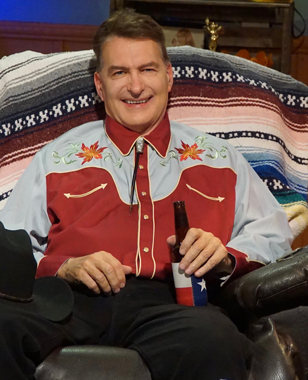 Grindhouse Legend Joe Bob Briggs On Filming The Last Drive-In, Returning to Television and Going to the Movies
