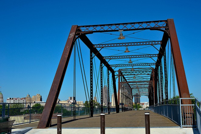 Hays Street Bridge - NIKONFDSLR/FLICKR CREATIVE COMMONS
