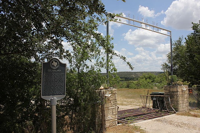 A historical marker stands along the road in Kimble County. - WIKIMEDA COMMONS / NICOLAS HENDERSON