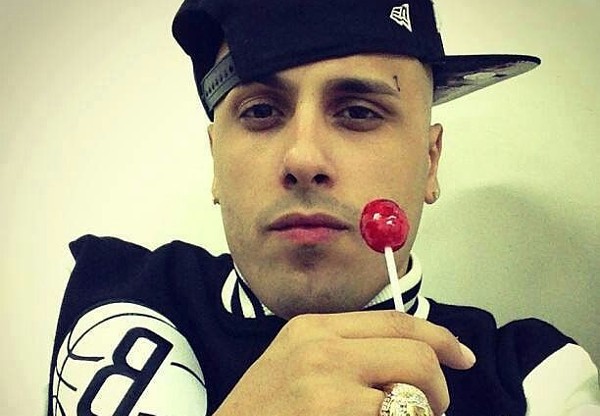 How many licks does it take to get to the Tootsie Roll center of a Tootsie Pop, Nicky Jam? - Photo via Beauty.Live.Life's Pinterest