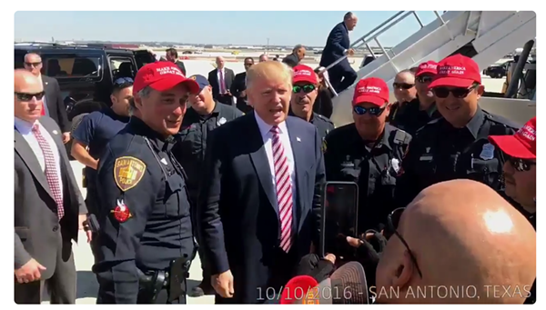These San Antonio cops want to "Make America Great Again" with Donald Trump - TWITTER/DONALD TRUMP