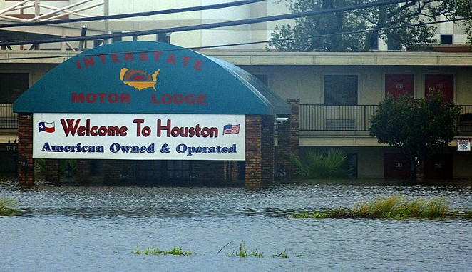Houston, post-Hurricane Ike - WIKIMEDIA COMMONS