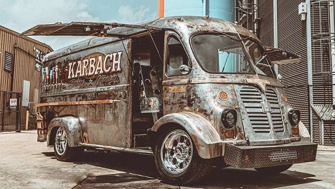 SA-based Cruising Kitchens has debuted a one-of-a-kind mobile taproom for Karbach Brewing. - Instagram / cruisingkitchens