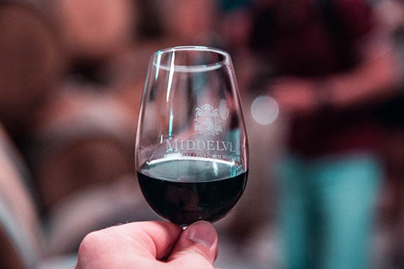 Spain Fusion will offer a day of panels and tastings with exporters of Spanish wine and eats. - Pexels / Arthur Brognoli