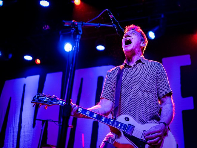 Jawbreaker was an early influence on emo, courtesy of frontman Blake Schwarzenbach's heart-on-sleeve lyrics and an ability to craft infectious melodies. - Wikimedia Commons / Aaron Rubin