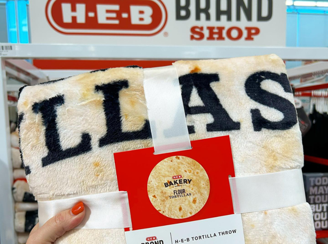 The throw blanket will run H-E-B fanatics just under $20. - Instagram / HEB_Obsessed