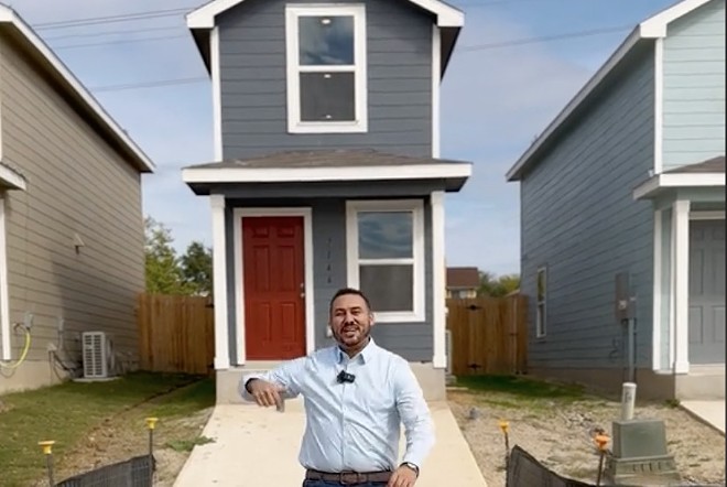 Realtor Billy Rojo stands in front of a tiny home for sale in Northwest San Antonio. - TikTok / @billy_the_realtor