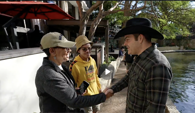 CBS's David Begnaud presses the flesh on the River Walk. - Screen Capture / CBS Mornings